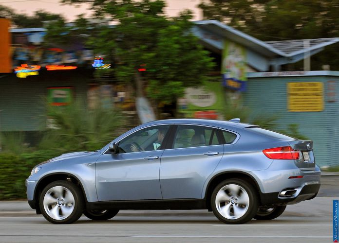 2010 BMW X6 ActiveHybrid - фотография 74 из 164