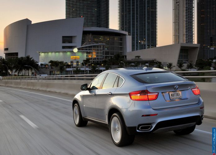 2010 BMW X6 ActiveHybrid - фотография 80 из 164