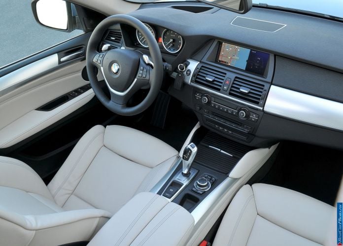 2010 BMW X6 ActiveHybrid - фотография 112 из 164 2010 BMW X6 ActiveHybrid - фотография 112 из 164