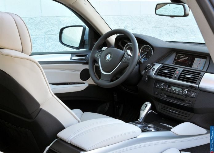 2010 BMW X6 ActiveHybrid - фотография 114 из 164 2010 BMW X6 ActiveHybrid - фотография 114 из 164