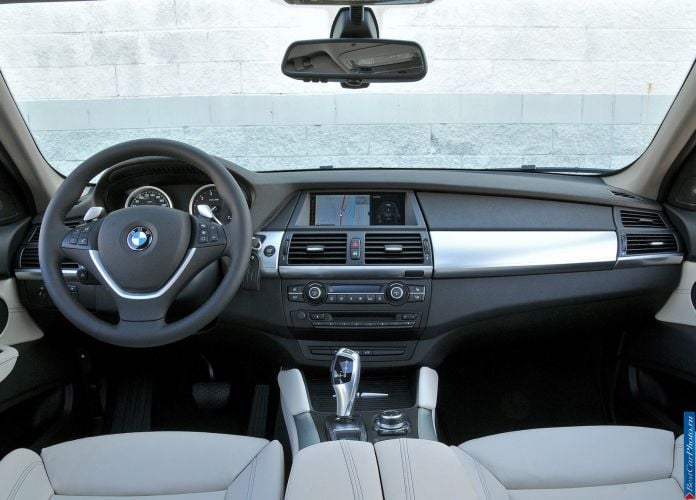 2010 BMW X6 ActiveHybrid - фотография 117 из 164 2010 BMW X6 ActiveHybrid - фотография 117 из 164