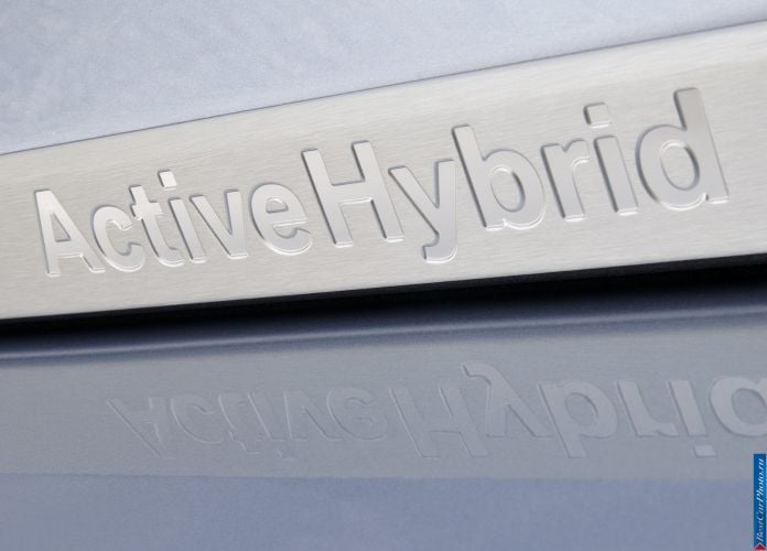 2010 BMW X6 ActiveHybrid - фотография 152 из 164