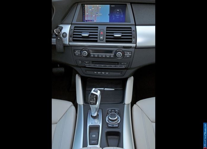2010 BMW X6 ActiveHybrid - фотография 154 из 164 2010 BMW X6 ActiveHybrid - фотография 154 из 164
