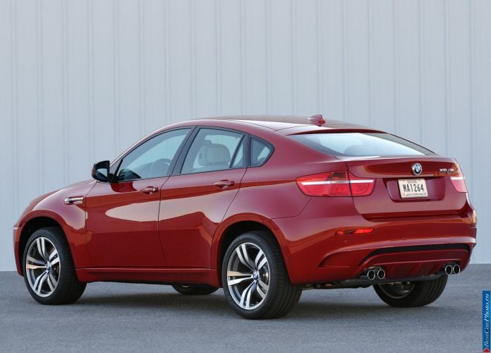 2010 BMW X6 M - фотография 20 из 61