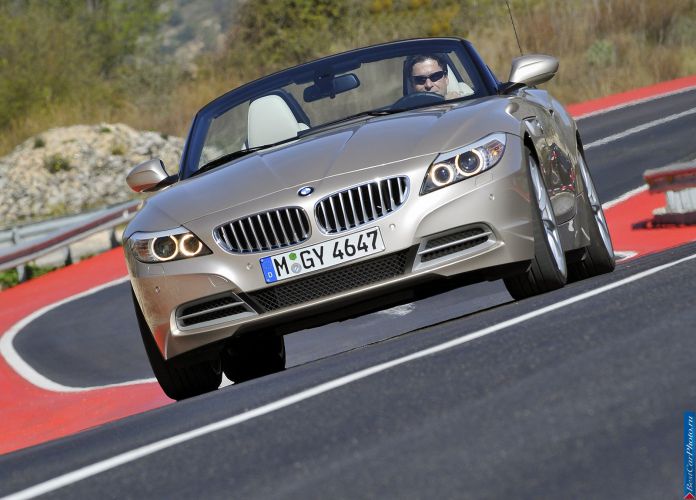 2010 BMW Z4 - фотография 4 из 189 2010 BMW Z4 - фотография 4 из 189
