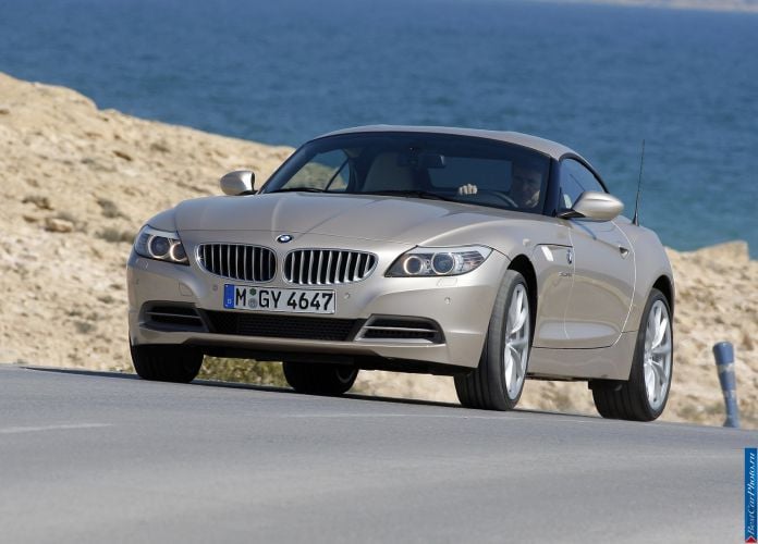 2010 BMW Z4 - фотография 21 из 189 2010 BMW Z4 - фотография 21 из 189