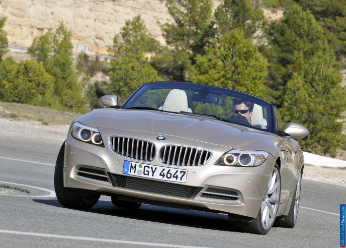 2010 BMW Z4 - фотография 23 из 189