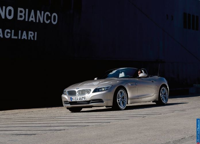 2010 BMW Z4 - фотография 28 из 189