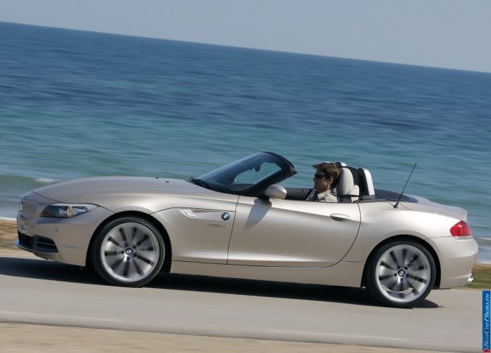 2010 BMW Z4 - фотография 51 из 189