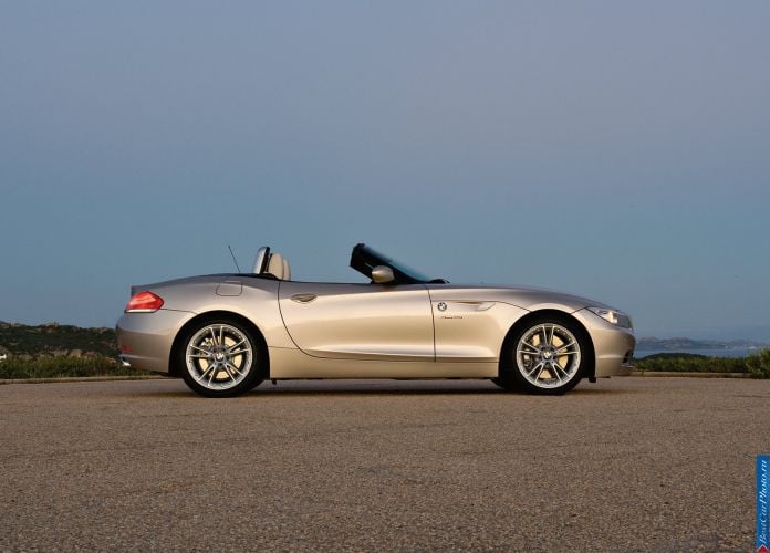 2010 BMW Z4 - фотография 59 из 189 2010 BMW Z4 - фотография 59 из 189