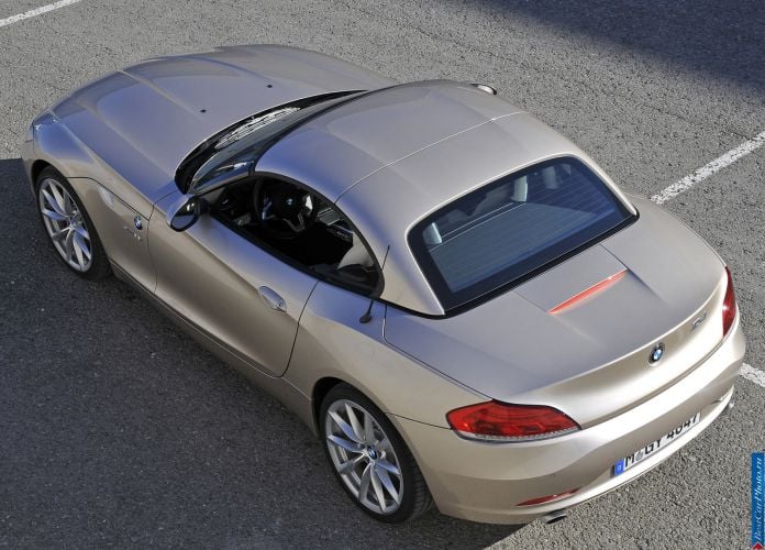 2010 BMW Z4 - фотография 128 из 189 2010 BMW Z4 - фотография 128 из 189
