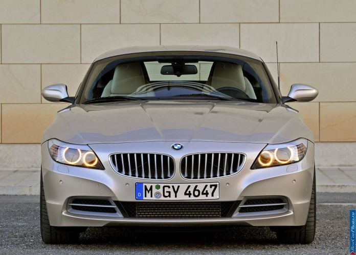 2010 BMW Z4 - фотография 132 из 189 2010 BMW Z4 - фотография 132 из 189