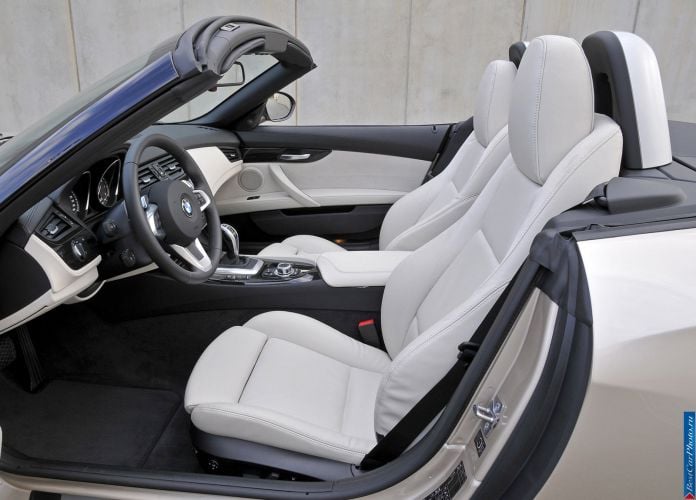 2010 BMW Z4 - фотография 148 из 189 2010 BMW Z4 - фотография 148 из 189