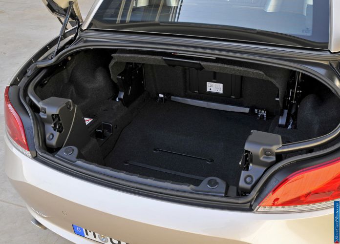 2010 BMW Z4 - фотография 165 из 189 2010 BMW Z4 - фотография 165 из 189