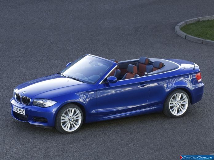 2011 BMW 1-series Convertible - фотография 1 из 30