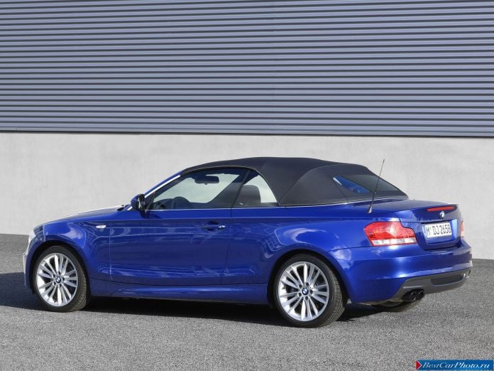2011 BMW 1-series Convertible - фотография 6 из 30