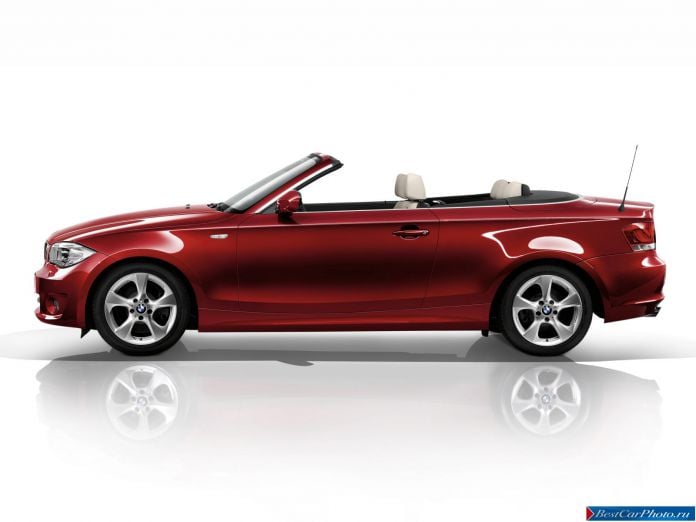 2011 BMW 1-series Convertible - фотография 17 из 30
