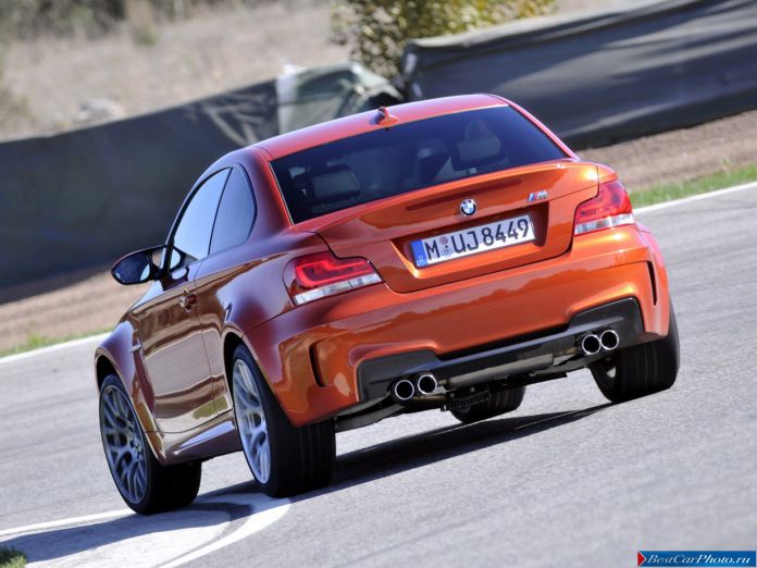 2011 BMW 1-series Coupe - фотография 24 из 77