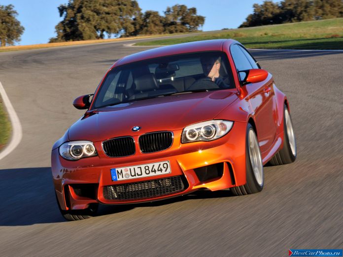 2011 BMW 1-series Coupe - фотография 25 из 77 2011 BMW 1-series Coupe - фотография 25 из 77