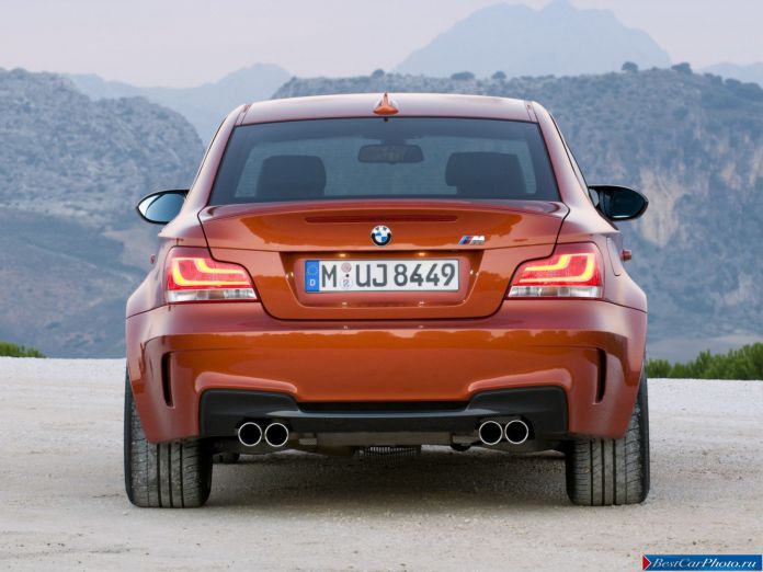 2011 BMW 1-series Coupe - фотография 36 из 77