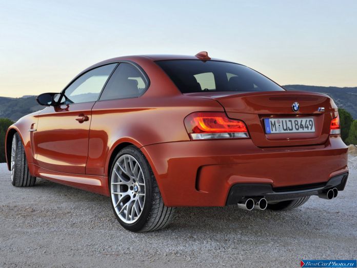 2011 BMW 1-series Coupe - фотография 42 из 77