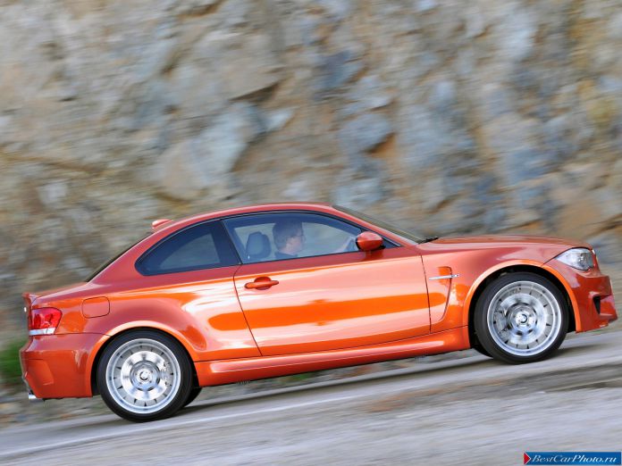 2011 BMW 1-series Coupe - фотография 44 из 77 2011 BMW 1-series Coupe - фотография 44 из 77