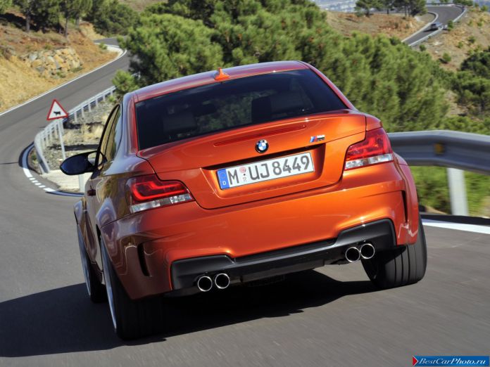 2011 BMW 1-series Coupe - фотография 48 из 77 2011 BMW 1-series Coupe - фотография 48 из 77