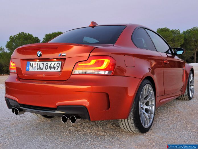 2011 BMW 1-series Coupe - фотография 54 из 77