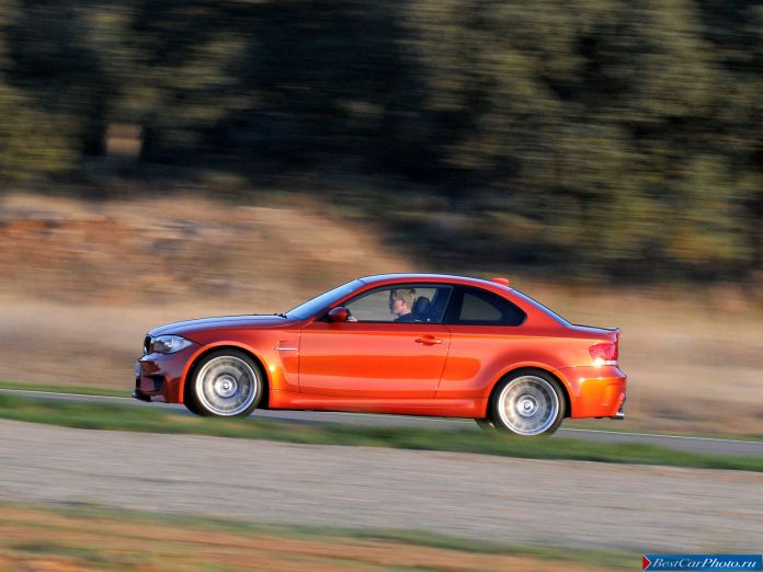 2011 BMW 1-series Coupe - фотография 56 из 77