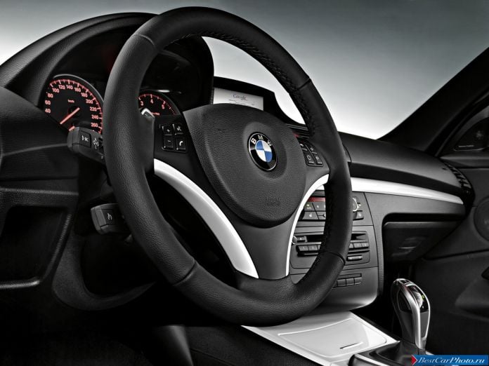 2011 BMW 1-series Coupe - фотография 70 из 77