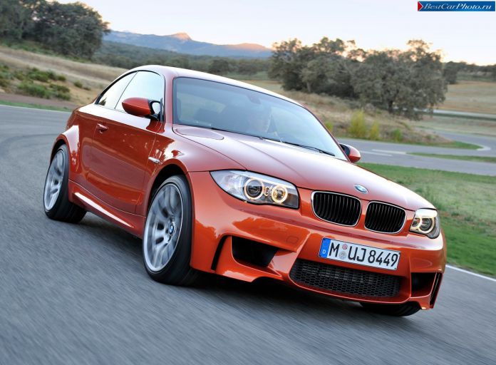 2011 BMW 1-series M Coupe - фотография 1 из 81 2011 BMW 1-series M Coupe - фотография 1 из 81