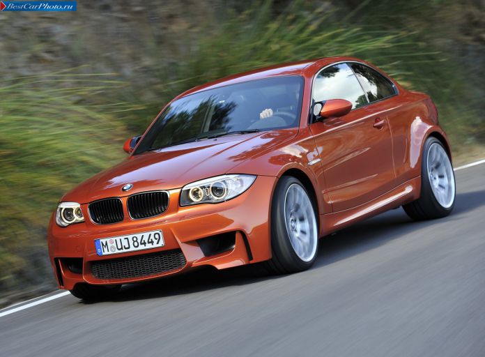 2011 BMW 1-series M Coupe - фотография 2 из 81