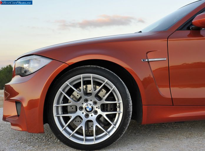 2011 BMW 1-series M Coupe - фотография 76 из 81 2011 BMW 1-series M Coupe - фотография 76 из 81