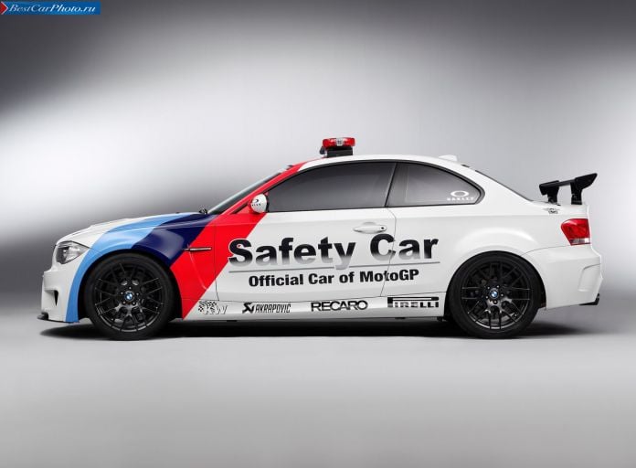 2011 BMW 1-series M Coupe Motogp Safety Car - фотография 3 из 40