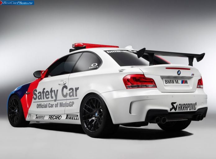 2011 BMW 1-series M Coupe Motogp Safety Car - фотография 4 из 40