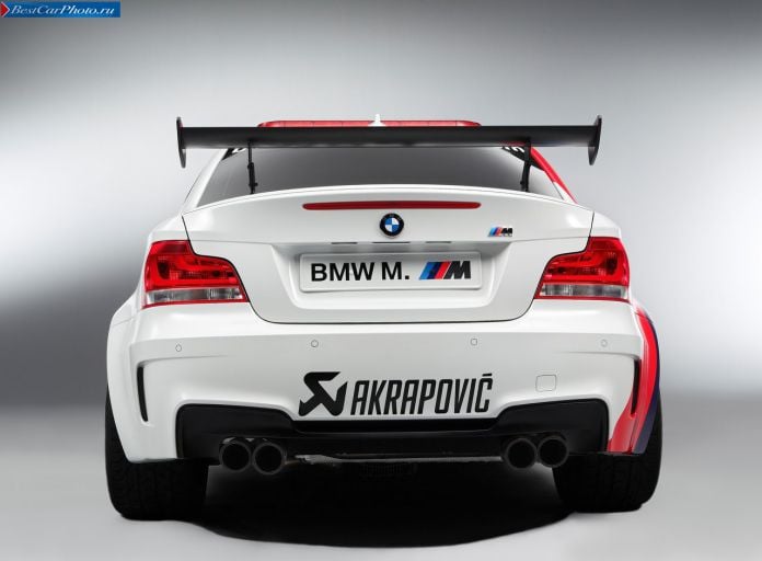 2011 BMW 1-series M Coupe Motogp Safety Car - фотография 7 из 40