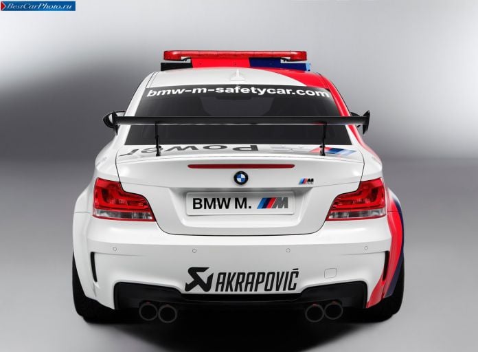 2011 BMW 1-series M Coupe Motogp Safety Car - фотография 8 из 40