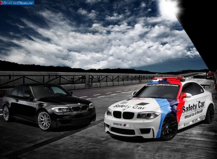 2011 BMW 1-series M Coupe Motogp Safety Car - фотография 9 из 40