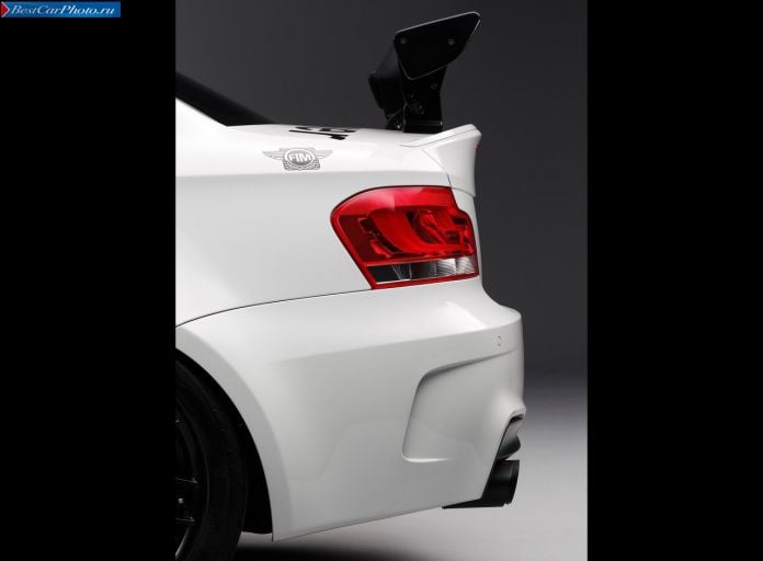 2011 BMW 1-series M Coupe Motogp Safety Car - фотография 36 из 40 2011 BMW 1-series M Coupe Motogp Safety Car - фотография 36 из 40