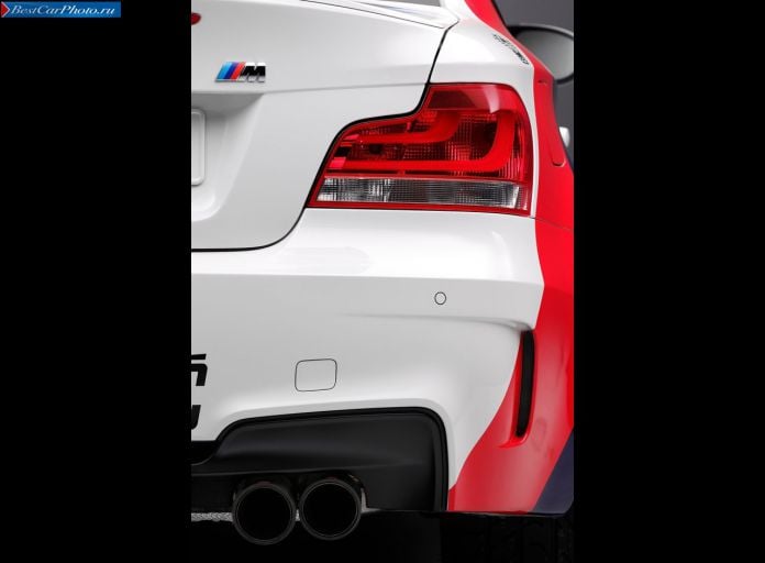 2011 BMW 1-series M Coupe Motogp Safety Car - фотография 39 из 40 2011 BMW 1-series M Coupe Motogp Safety Car - фотография 39 из 40