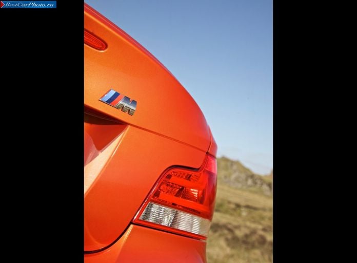 2011 BMW 1-series M Coupe UK version - фотография 107 из 111 2011 BMW 1-series M Coupe UK version - фотография 107 из 111