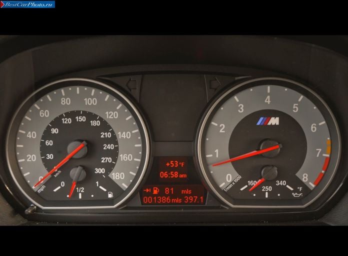 2011 BMW 1-series M Coupe US version - фотография 63 из 83 2011 BMW 1-series M Coupe US version - фотография 63 из 83