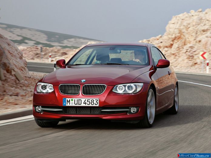 2011 BMW 3-series Coupe - фотография 4 из 75