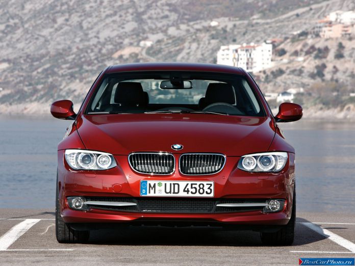2011 BMW 3-series Coupe - фотография 8 из 75