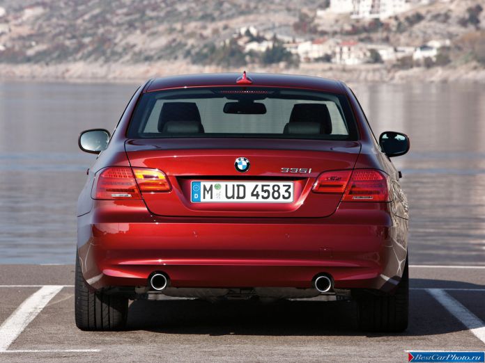 2011 BMW 3-series Coupe - фотография 9 из 75