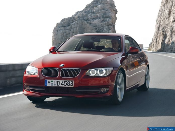 2011 BMW 3-series Coupe - фотография 13 из 75