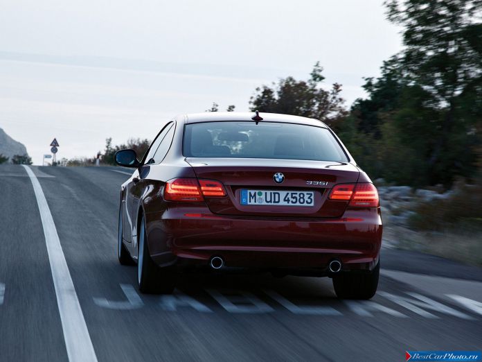 2011 BMW 3-series Coupe - фотография 18 из 75 2011 BMW 3-series Coupe - фотография 18 из 75