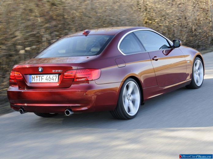 2011 BMW 3-series Coupe - фотография 24 из 75