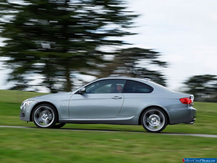 2011 BMW 3-series Coupe - фотография 32 из 75