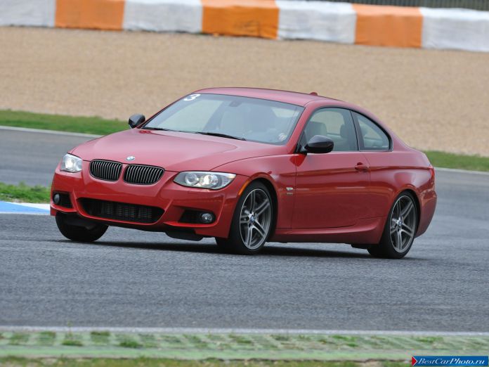 2011 BMW 3-series Coupe - фотография 46 из 75 2011 BMW 3-series Coupe - фотография 46 из 75